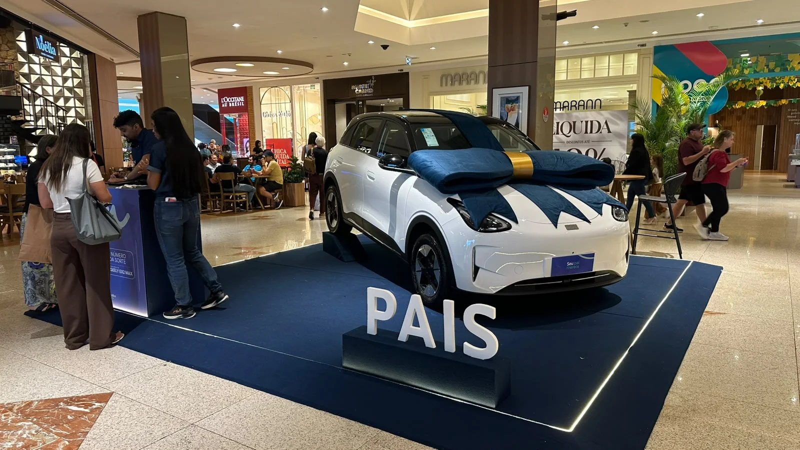 Concorra a um Geely EX2 Max