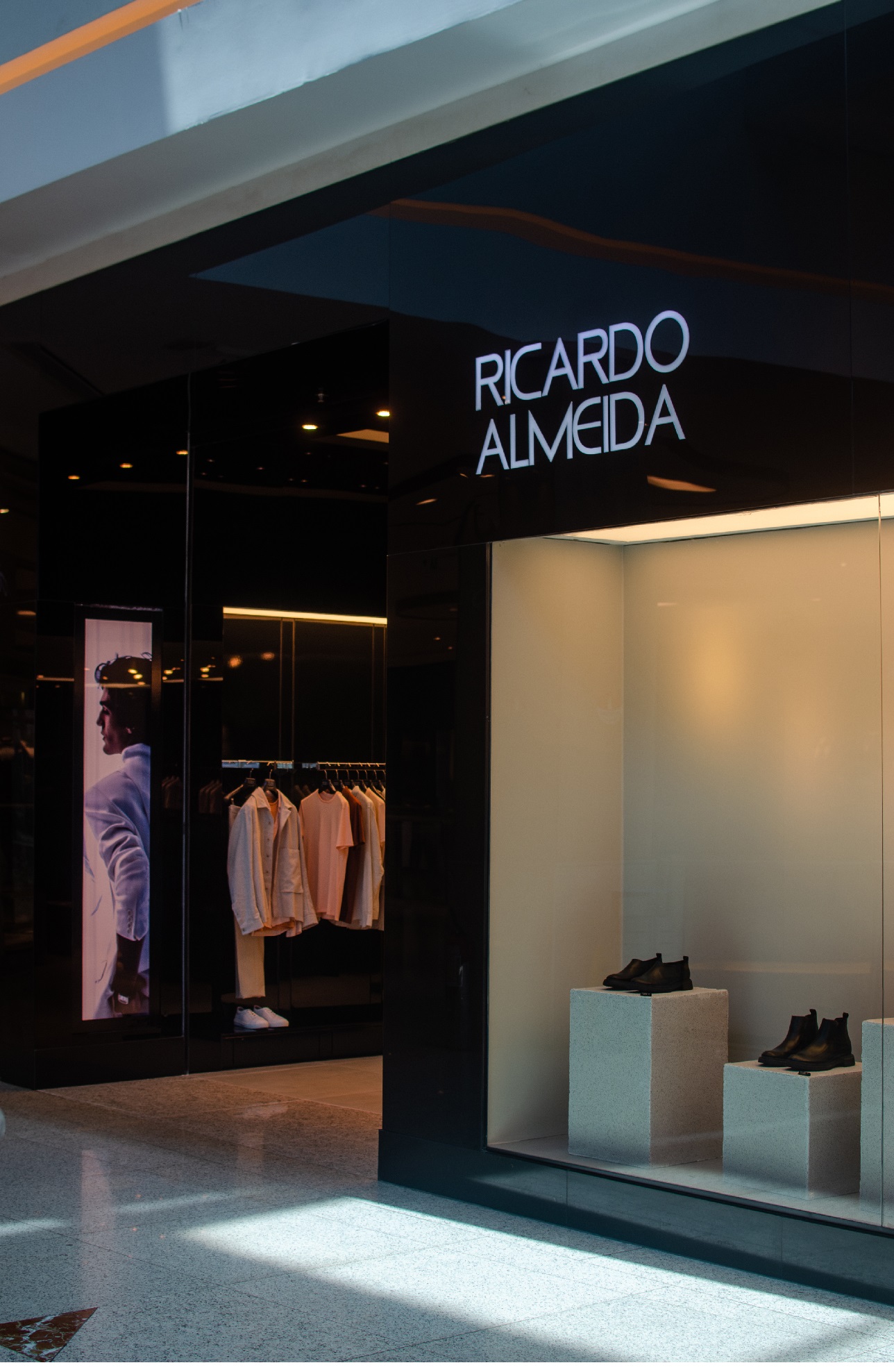 RICARDO ALMEIDA