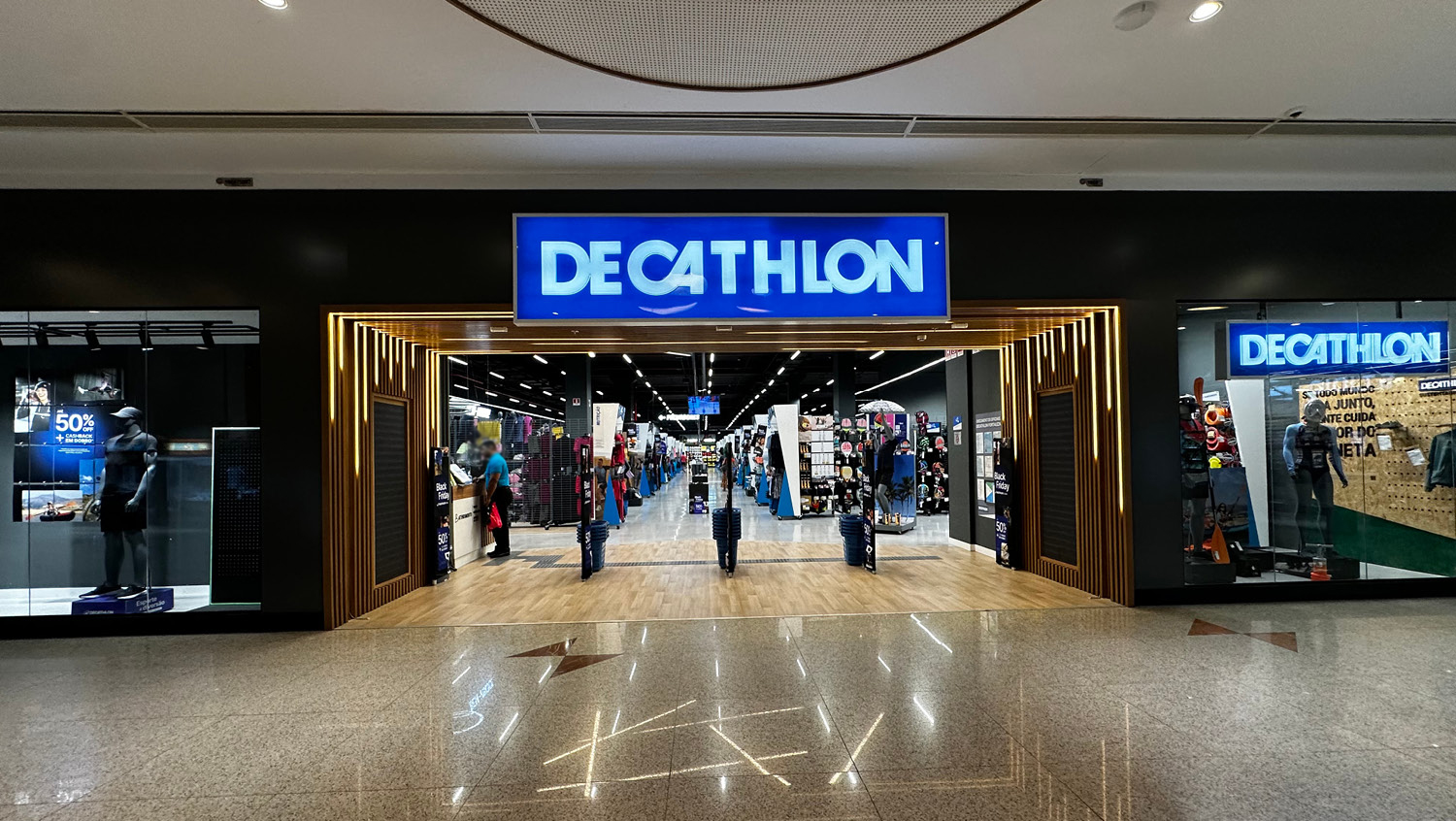DECATHLON